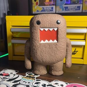 Mezco toys 2012 Domo 6’’ figure